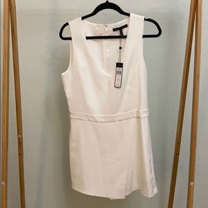 BCBG Mckensie White Jumpsuit Size 8